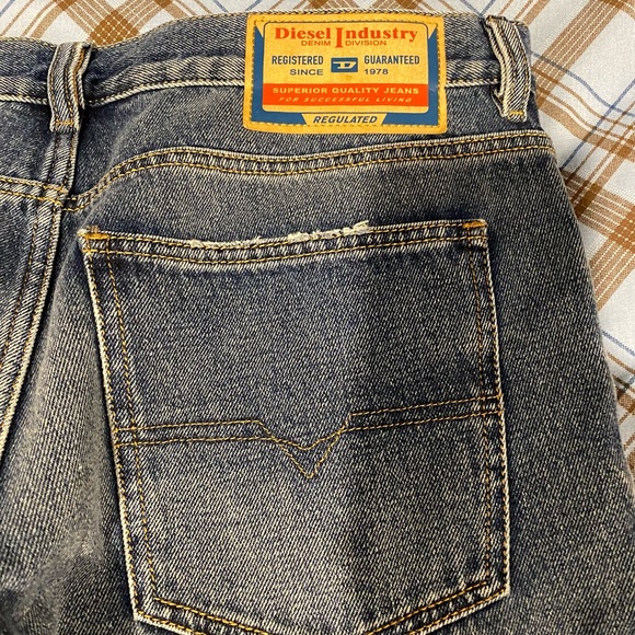 Diesel Blue Ripped Knee Jeans - Picture 4 of 4